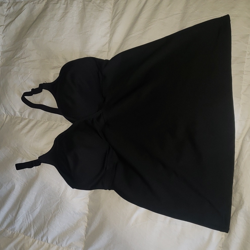 Nursing tank